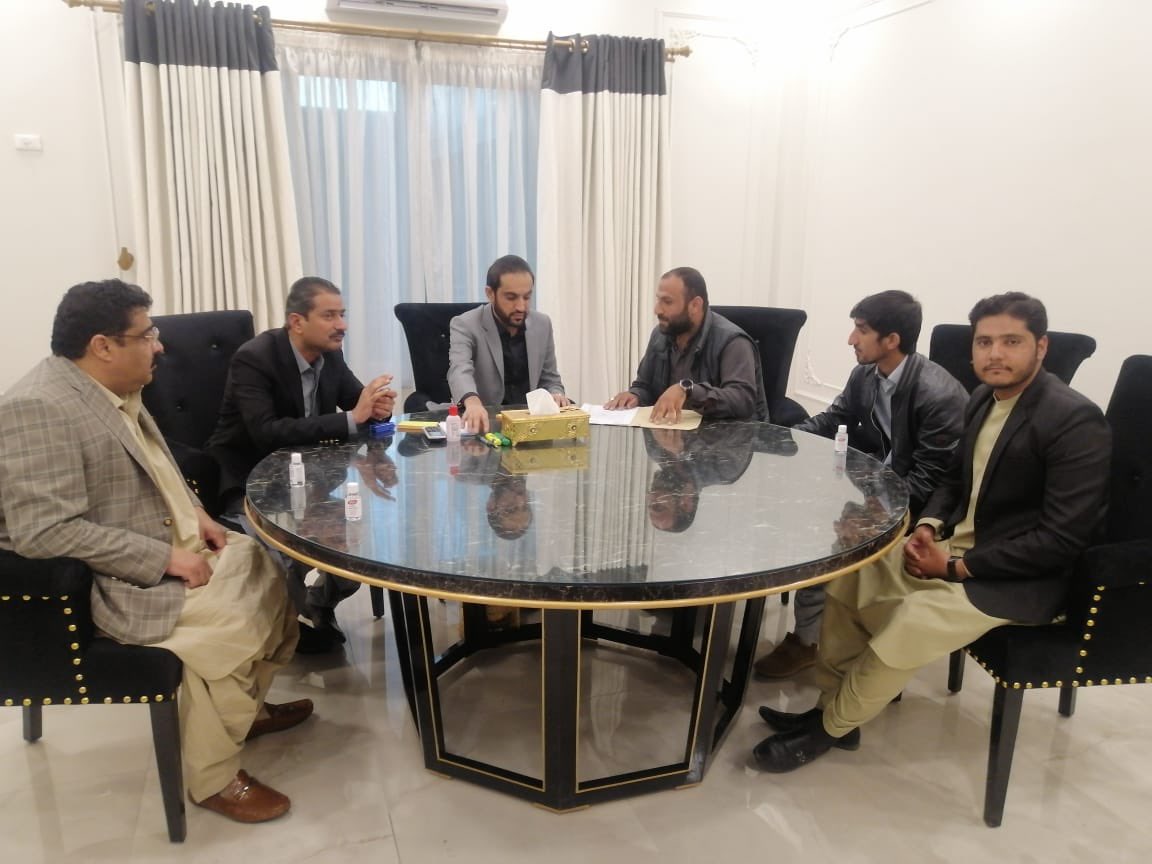StudentsAction2's tweet photo. AoA.
Alhamdullilah today our delegation has meet with Chief Minister of Balochisntan Mir Abdul Qudos Bezinjo and he has personally took the notice of directorate scholarship issue and approved the release of Directorate Scholarship.
Regards:Aqib Mukhtar (Chairman SAC and SGA) https://t.co/cutpDeVQCu