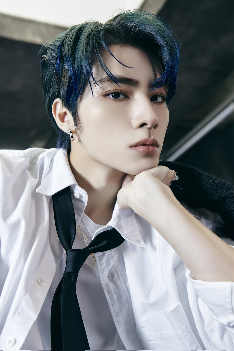 i5jwi's tweet photo. XIAOJUN THE MAN U ARE TODAY https://t.co/FT2kzBccai