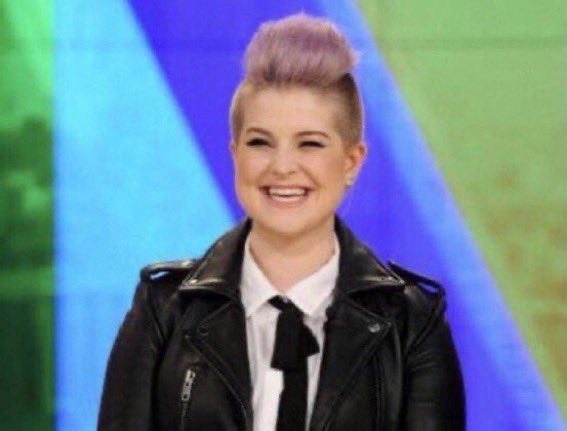 hyewonIoops's tweet image. hyewonioops is back in business