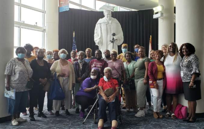 CityDaytona's tweet photo. The Senior Oasis group from Sunnyland Recreation Center recently visited the Dr. Mary McLeod Bethune statue exhibit, which is on display through Sunday at the NJ Center. For info and tickets, visit https://t.co/6Fsf1liyMK. #CityDaytonaBeach #MMBStatue #WorldFamousDaytonaBeach https://t.co/ghfIS1Q1sO