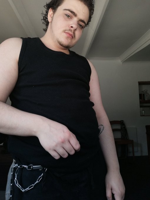 Ok for real trans male SWs need more appreciation ❤️ especially us smaller content creators ❤️ we work<a href="/tag/transgender"class="tags"><span>#transgender</span></a><a href="/tag/transisbeautiful"class="tags"><span>#transisbeautiful</span></a><a href="/tag/ftm"class="tags"><span>#ftm</span></a><a href="/tag/transmal"class="tags"><span>#transmal</span></a>