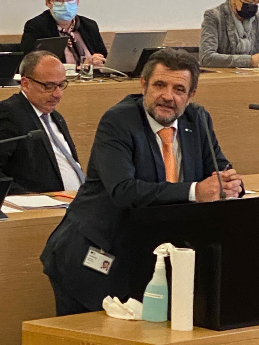 alfonspkaufmann's tweet photo. Voller Einsatz für die Steuergesetzrevision 2022 als langfristige Investition in unseren Kanton und deren Bevölkerung #GRAG #Wirtschaft https://t.co/8pqpALKOgv