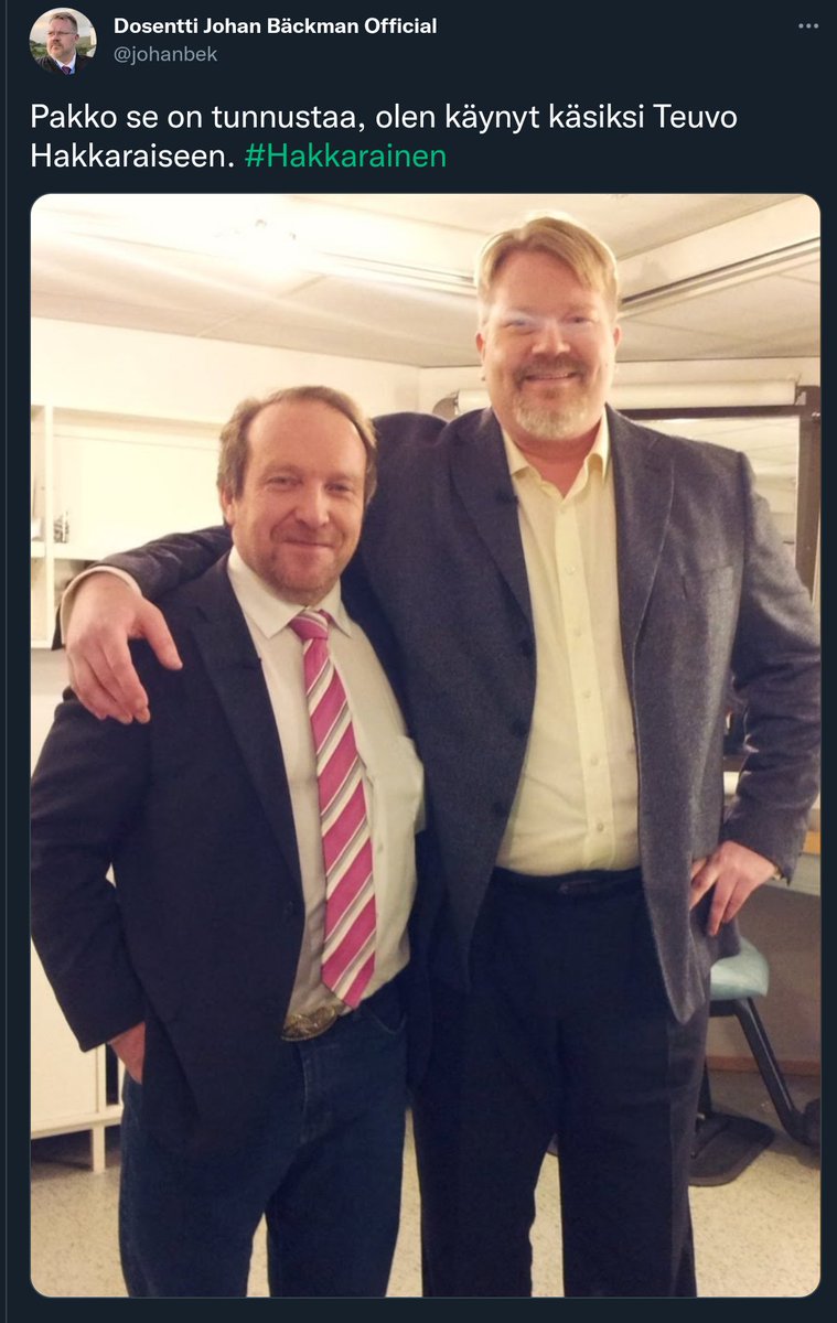 ps_matti's tweet photo. @JanneRaninen @Halla_aho No mutta... 

Ihan. Eri. Asia. 

Varsinkin maanpetturin kainalossa kyöhnääminen. https://t.co/kzmHCatSQM