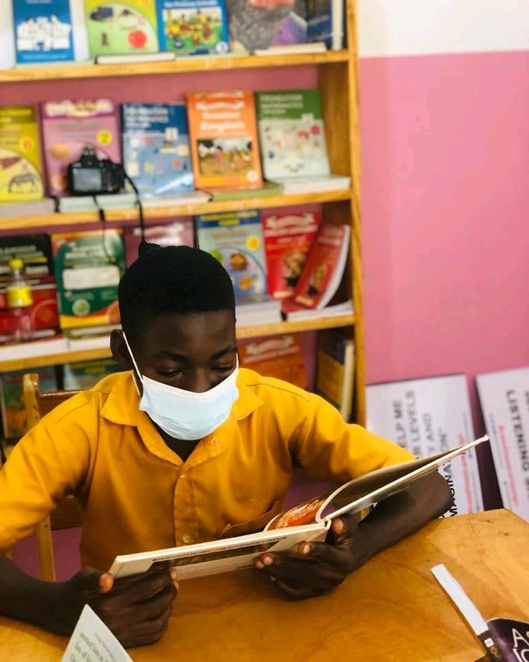 AkorfaAkoto's tweet photo. This is to say THANK YOU to all our donors and amazing volunteers. Together, we're promoting literacy in underserved communities #sdg4 https://t.co/CIXrEEt0DG