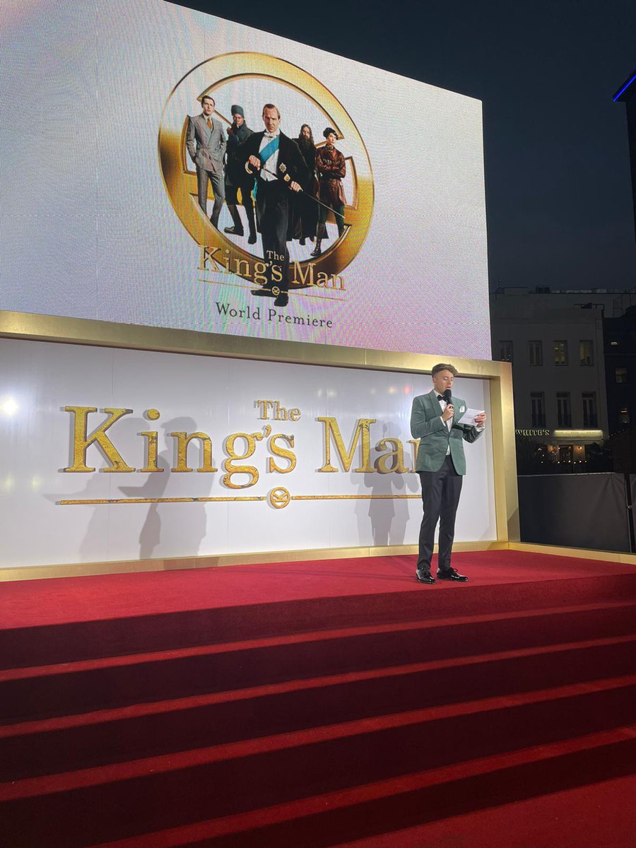 sassyplus_'s tweet photo. Two premieres in one week! We hit the red carpet again last night in a true Kingsman style with @Disney_UK  @20thCenturyUK and the crème de la crème of British actors as we filmed the World Premiere of @KingsmanMovie shown in @ODEONCinemas across the UK.
#WeAreSassy #TheKingsMan https://t.co/iw2UXfbxA2