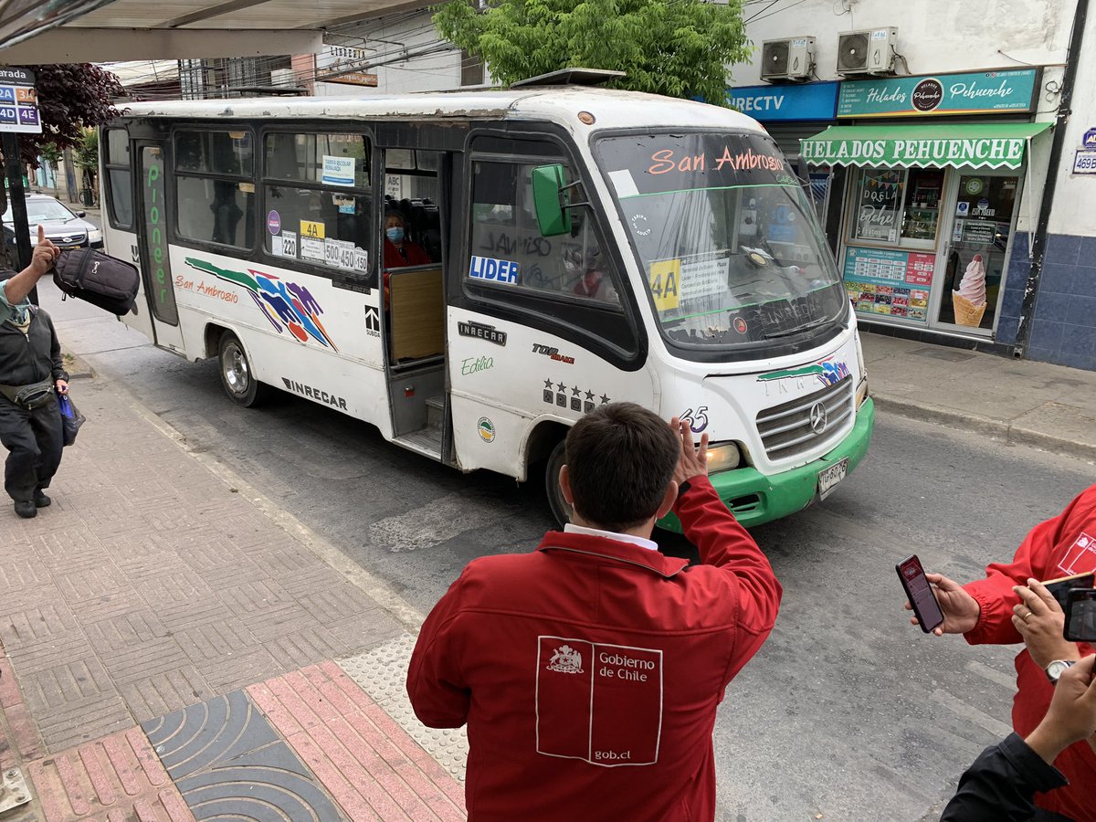 MTTMaule's tweet photo. “Red Regiones” se denomina aplicación de transporte público que ya se encuentra en funcionamiento en #Linares #RegionMaule y que lanzaron este martes el @DPRMaule @jedoprieto y Seremitt @c_palacios_m verificando su correcta operación en terreno. https://t.co/mWJcvngAvA