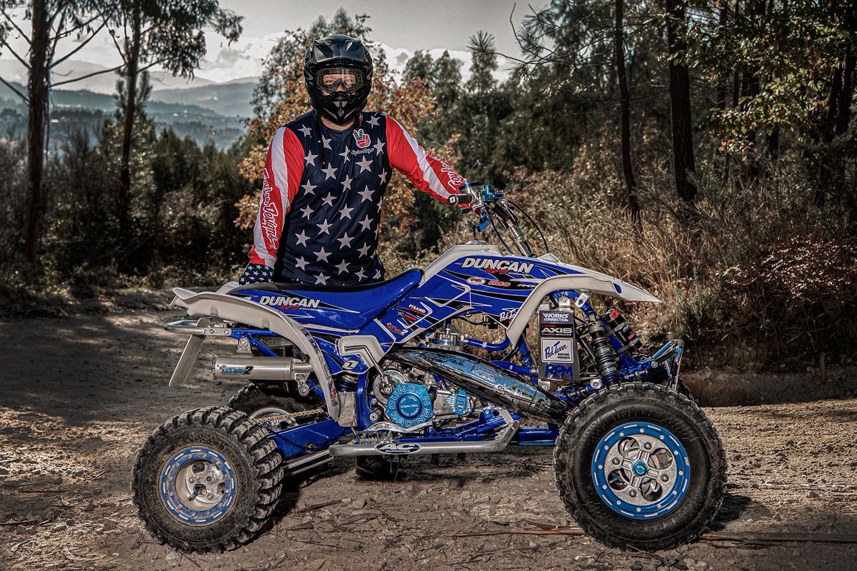 DuncanRacingInt's tweet image. Wow! Our client from Porto, Portugal @octaviopassos built this bike from scratch! It took him 2 years to finish and started with just an OEM 89 frame. We are so thankful to be apart of this journey. Congrats on a beautiful build! #portugal  #europe  #duncanracing #honda #trx250r