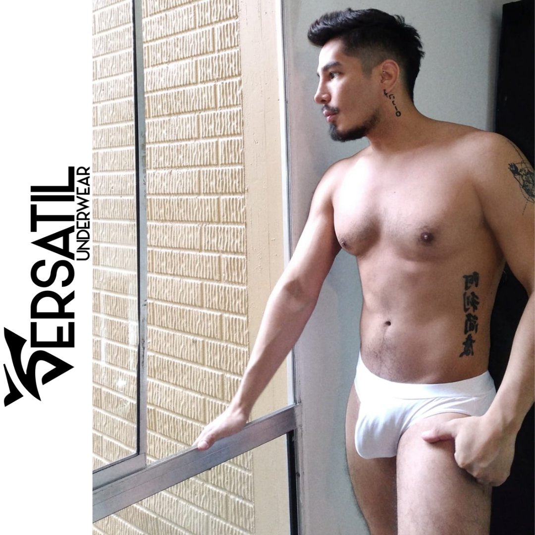 versatil_under's tweet photo. Todos los días son especiales para lucir una prenda de @versatil_under  y más si el súper modelo @eandrojavi6 los sabe lucir que esperas para probar y experimentar tu lado más erótico? https://t.co/Nk0anmErCW