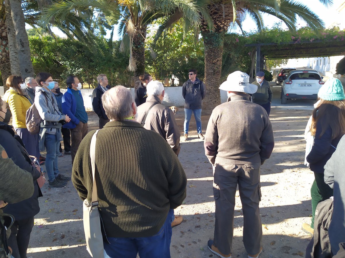 CMA_SEOBirdLife's tweet photo. Estamos en Jaén, en el #CongresoAnillamiento @SEO_BirdLife . Vamos a conocer el proyecto @olivaresvivos @FcoMCamacho https://t.co/znGXk3Z6ZP