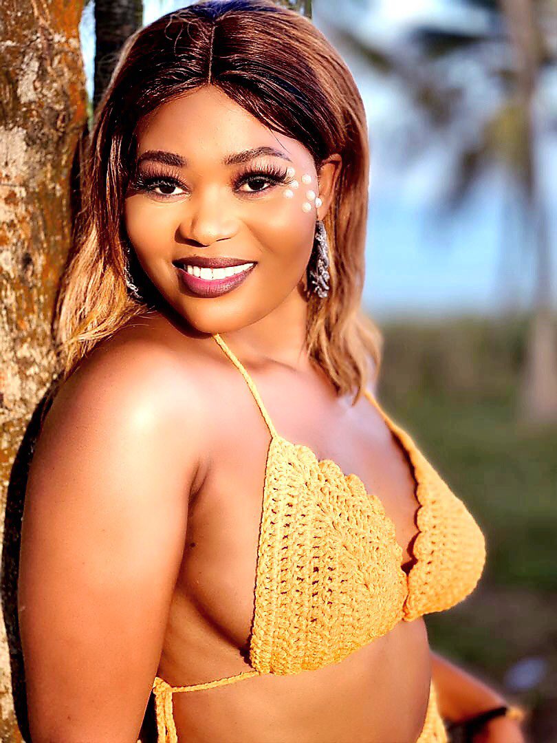 Everlovegh's tweet photo. Happy New months to everyone.💃💃🥰🥰sorry for the late Wishes ☺️☺️😌😌. Welcome December 💃💃💃💃💃💃💃💃💃💃🥰🥰😝 https://t.co/tCx6WOqn1e