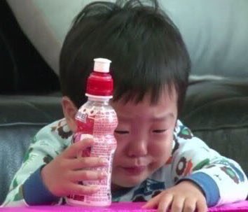 jekkibby2's tweet photo. been crying for three hours straight https://t.co/vCoF2UUTGK