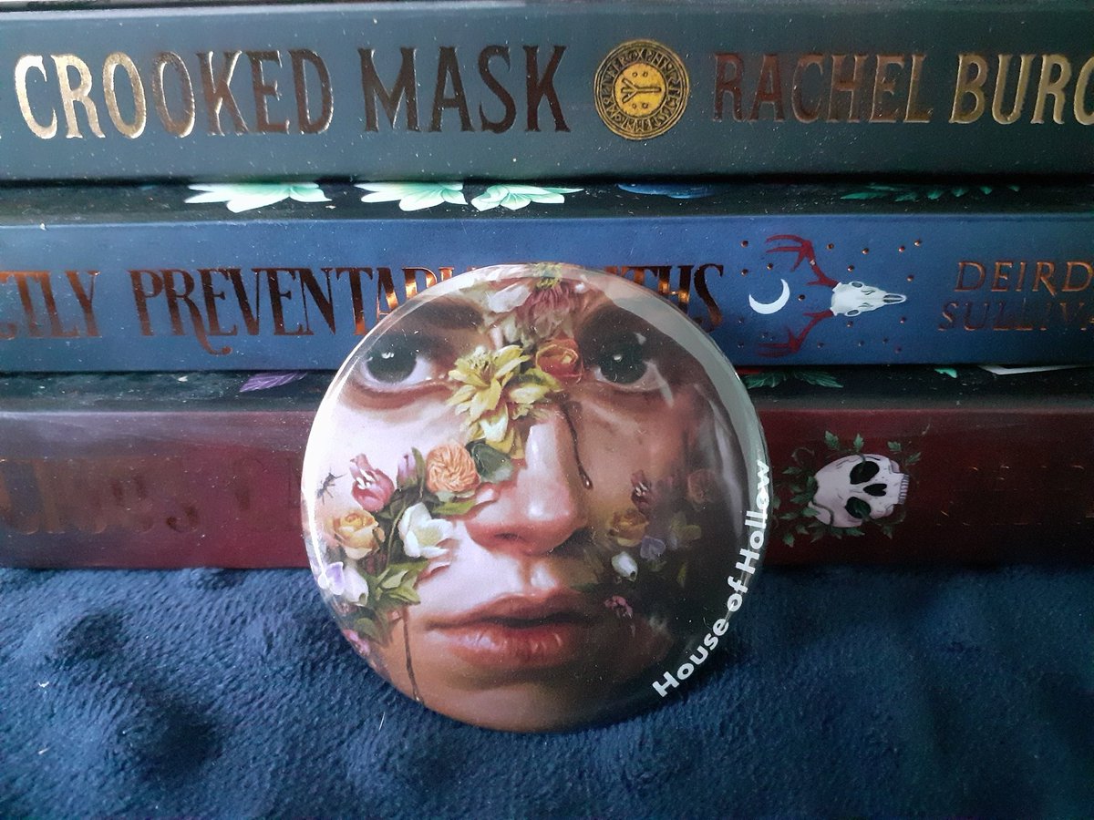FinlaysonPalmer's tweet photo. Look at this gorgeous Halloween haul I won from @HotKeyBooksYA, thank you so much ππ€π
#reading #ukteenchat #YA #writerslife #TheTwistedTree #TheCrookedMask #HouseOfHollow #PerfectlyPreventableDeaths #PreciousCatastrophe https://t.co/iu5897eKMt