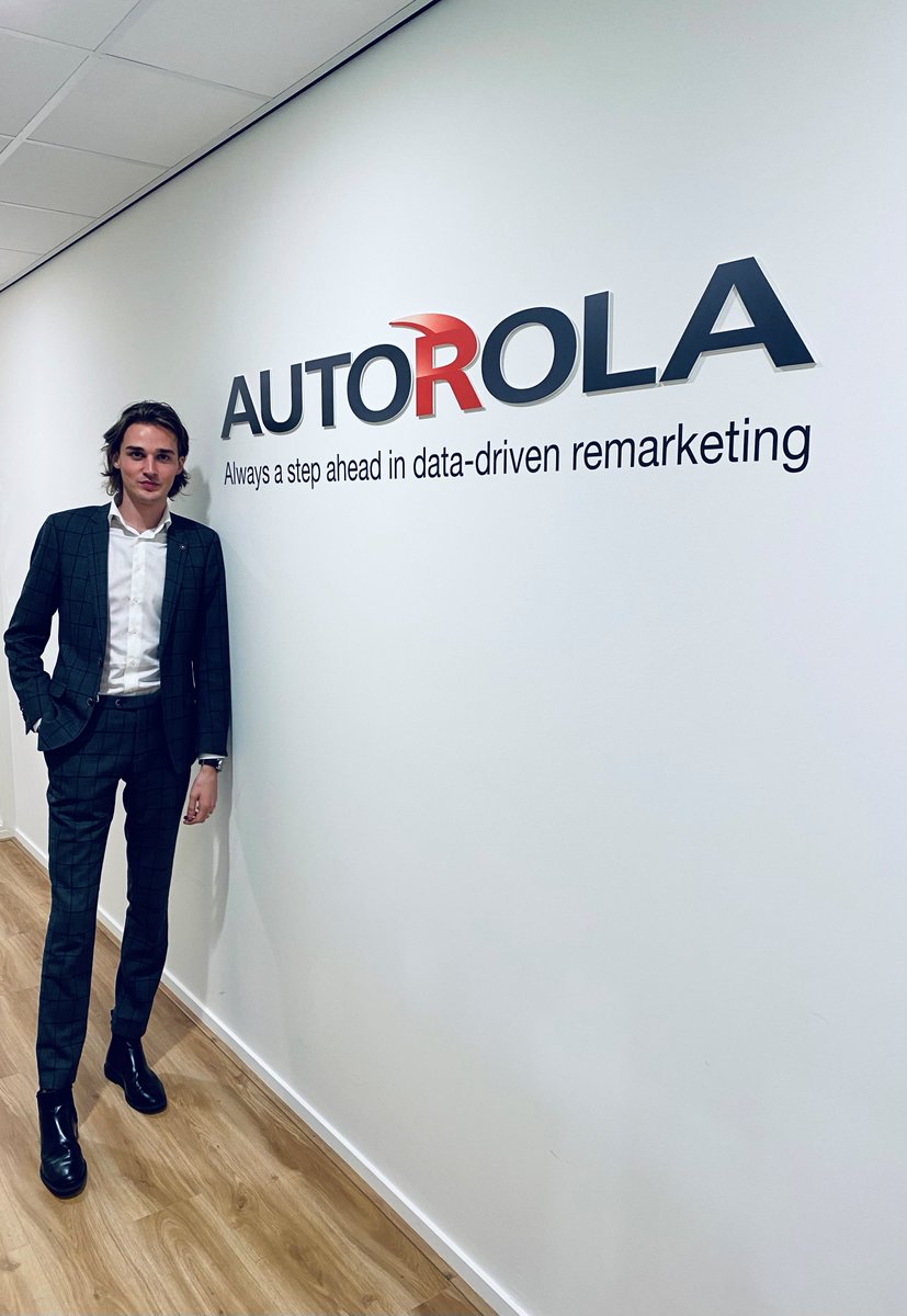 Autorola's tweet photo. Senna van Plateringen jongste aanwinst bij Autorola's Business Development team. Hij gaat #Automotive relaties helpen bij de #inkoop van #occasions en is bereikbaar op 030-29 000 92. Het team breidt uit naar 6 man sterk. #businessdevelopment #partnership #workingforawinner https://t.co/7fXmLdJKgU