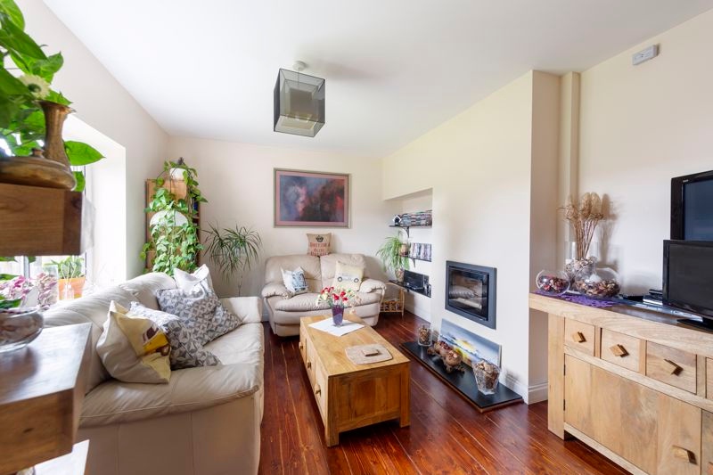 Alexander May tweet media