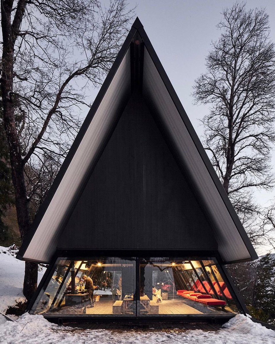 myhouseidea's tweet photo. A-frame house by Smiljan Radić. Photo by @estudiopalma
Get Inspired, visit https://t.co/0dalUWWibV

#myhouseidea #interiordesign #interior #interiors #house #home #design #architecture #decor #homedecor #casa #archdaily #beautifuldestinations https://t.co/nsx4JkcvLF