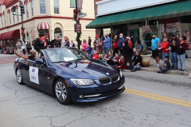 dcprice71's tweet photo. When your best teaching friend /next door teaching neighbor of 28 years awards you with your Woman of the Year plaque and drives you in the parade, you know relationships matter! #whosthatgirl#justasmalltowngirl #relationshipsmatter #theBerryPatch https://t.co/ti10xGn2dr