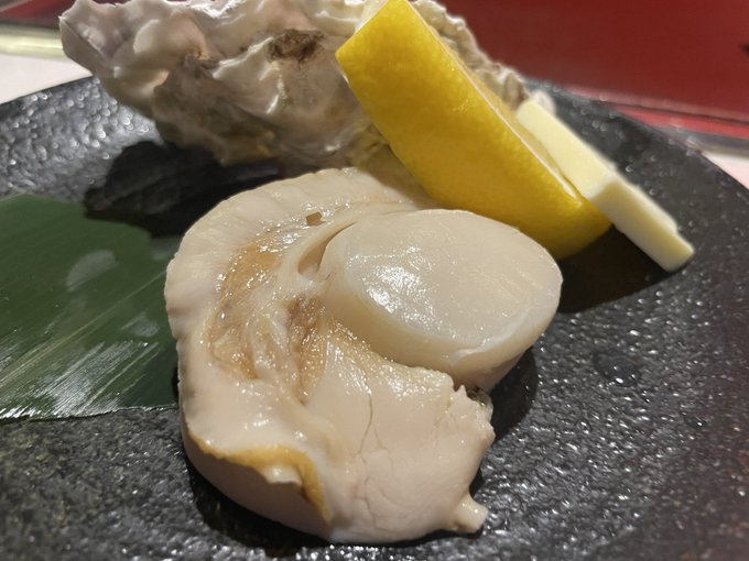 こちらの牡蠣とホタテを焼いていきます(◜ᴗ◝ ) 