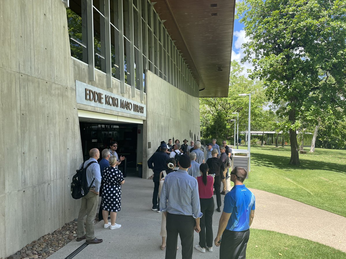 QDSAlliance's tweet photo. Day 1 of QDSA NQ Tour showcasing North Queensland capabilities!
A visit to @jcu, @AITropHealthMed, Townsville University Hospital, Army Combat Training Centre & a tour of Lavarack Barracks ✅ 🌴 #QDSA #QDSACommunity https://t.co/dRePSm5vVE