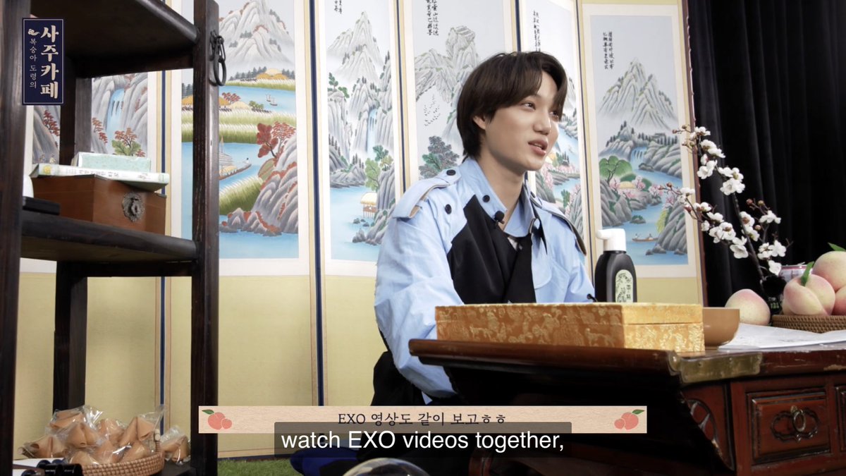 oshcuddles's tweet photo. Jongin telling fans to date because relationships are good and you can share hobbies together like watch EXO videos and be a fan together 😭🥺 https://t.co/CbGUrA07rS