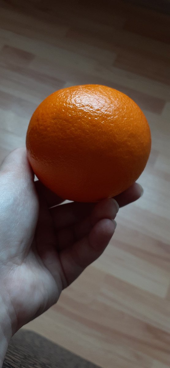 laydchef's tweet photo. Bunu tutuyorum cunki elimde ) https://t.co/FrodoOvbhN