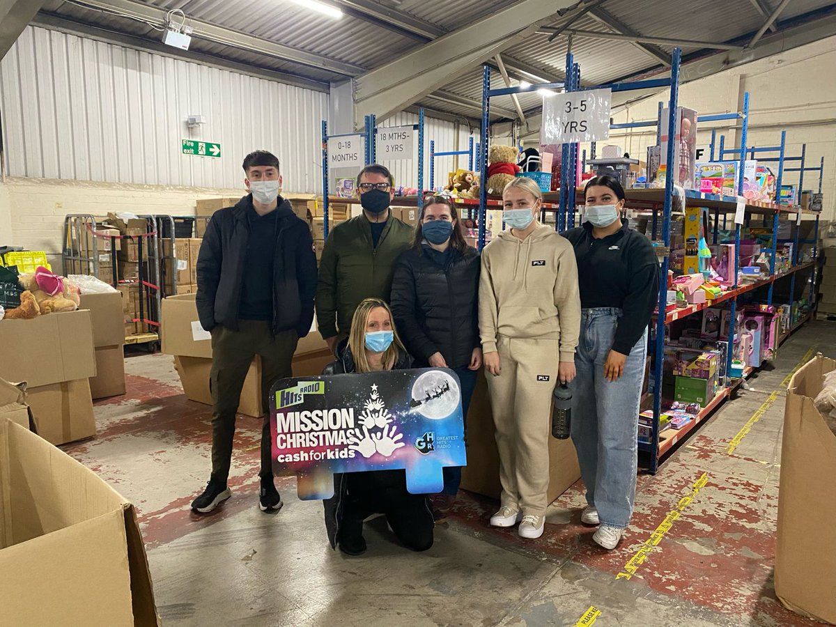 The Tree team helping out yesterday at the Cash for Kids #missionchristmas warehouse.

Click the link below to see how you can help make sure children wake up to something under the Tree this Christmas!

cashforkids.org.uk/mission