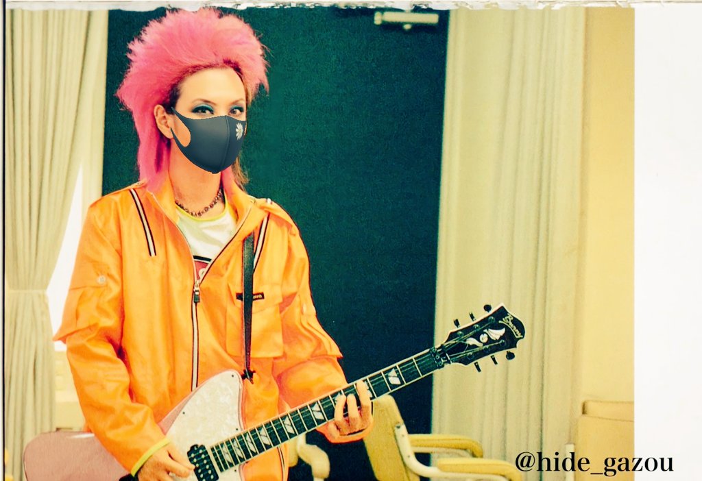 hide97779719's tweet photo. マスクして行こうね🍋
 #横浜  #レモネード #lemonadeshop #復活 #hide #松本秀人 #hideちゃん #XJAPAN https://t.co/fLukLGzfHG
