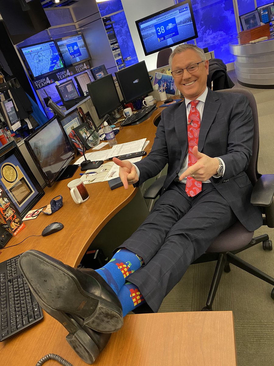Melissa Mollet (@melissamollet) on Twitter photo FINALLY Chuck Bell’s socks match the appropriate holiday. 🎄🎁 <a href="/nbcwashington/">NBC4 Washington</a> <a href="/ChuckBell4/">Chuck Bell</a> <a href="/eunyangnbc/">Eun Yang</a> <a href="/JummyNBC/">Jummy Olabanji</a> <a href="/First4Traffic/">First4Traffic</a> FINALLY Chuck Bell’s socks match the appropriate holiday. 🎄🎁 <a href="/nbcwashington/">NBC4 Washington</a> <a href="/ChuckBell4/">Chuck Bell</a> <a href="/eunyangnbc/">Eun Yang</a> <a href="/JummyNBC/">Jummy Olabanji</a> <a href="/First4Traffic/">First4Traffic</a>