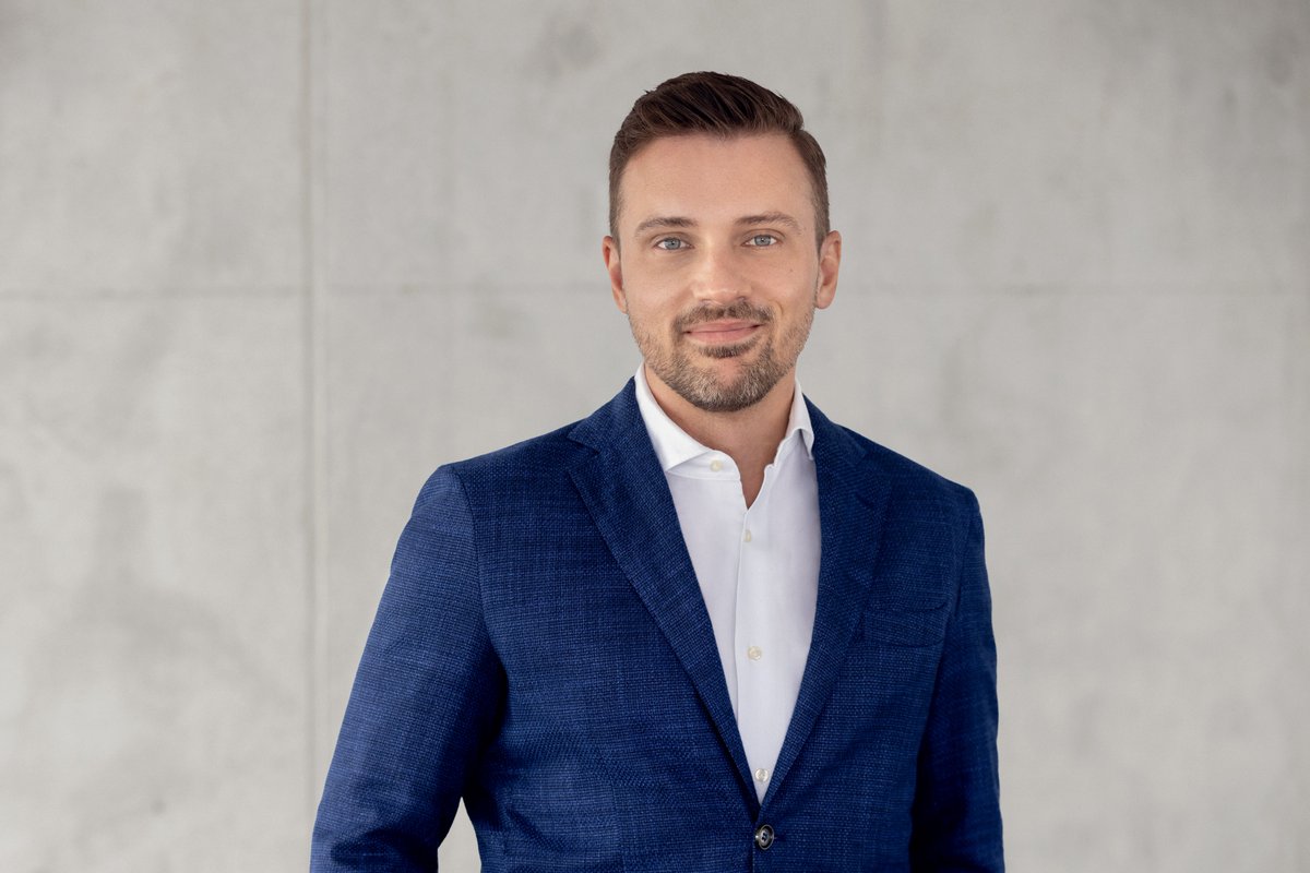 PairFinance's tweet photo. 🎙Make sure to listen to Austrian Business Agency's latest podcast with our Country Head Austria Barna Bokor about the new #customerexperience in #collections, the current boost for #digitalization and his personal goal for #PAIRFinance Austria: https://t.co/o9szdMVS6b https://t.co/3OHisJ9W36