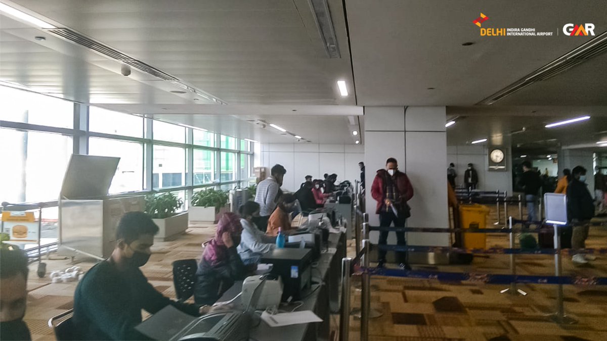 DelhiAirport's tweet photo. Update issued at 17:00 hours.
Here are the glimpses of various passenger touch points at T-3
@ushapadhee1996 @MoCA_GoI @JM_Scindia 
#DelhiAirport https://t.co/fu4ponOYnR