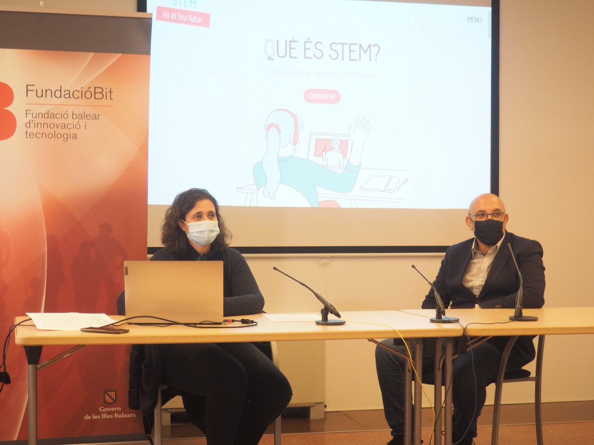 FundacioBit's tweet photo. Avui hem presentat al #parcbit la campanya "#STEM és el teu futur", per encoratjar a les nines a estudiar carreres científiques i tecnològiques!
https://t.co/pwCUd5A6WB
#NinesSTEM https://t.co/6edkojEnys