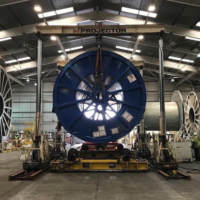 ProjectorLift tweet picture