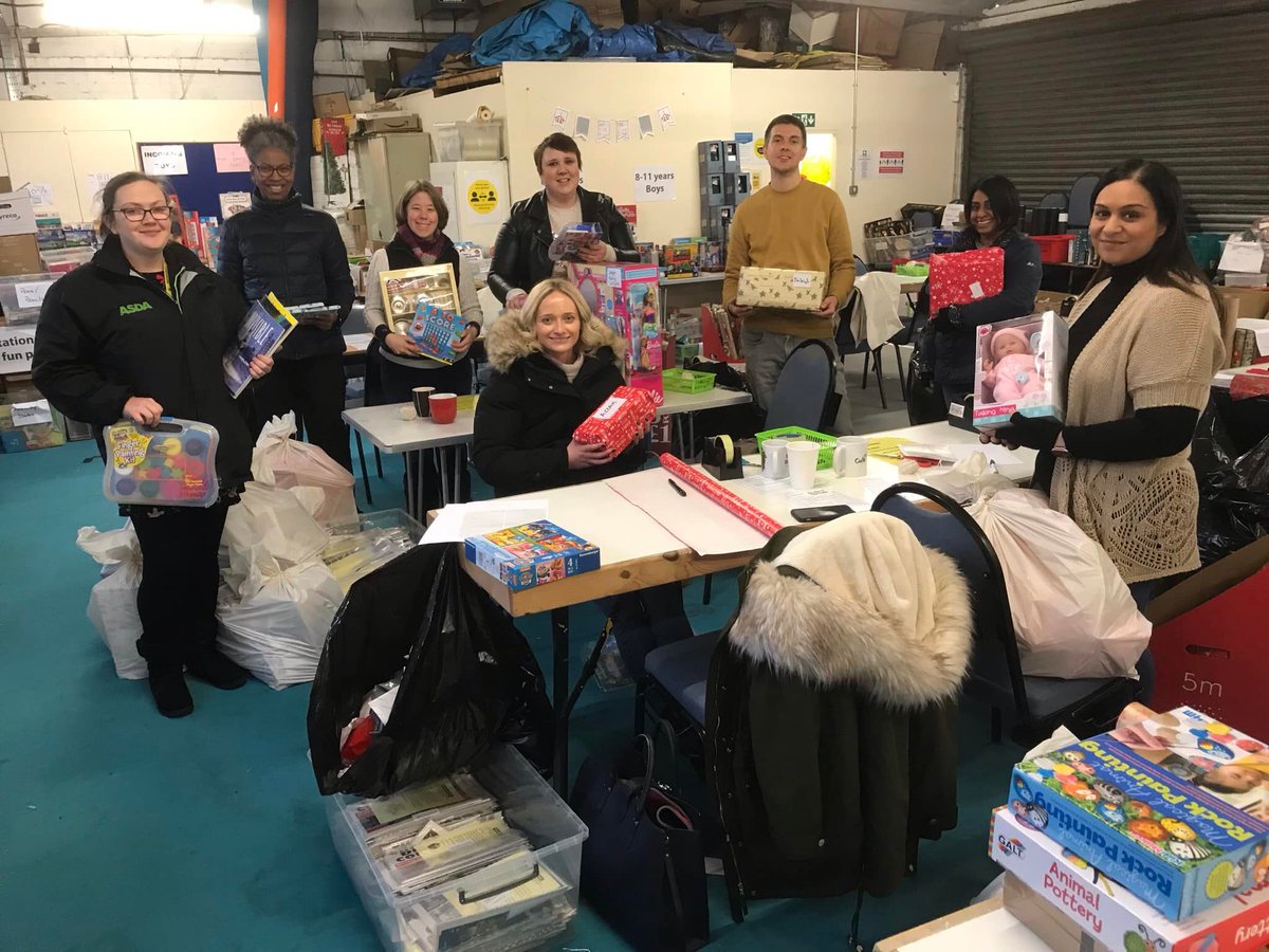 Bham_City_Missn's tweet photo. We have received almost 1,500 referrals for families who need help with toys this Christmas. 
This is more than we have received in other years …
We need more Volunteers to help wrap the gifts. If you are able to help please phone Pat on:
0121 766 6603
Extension: 2
Thank you 👍 https://t.co/4nyGGKiYXe