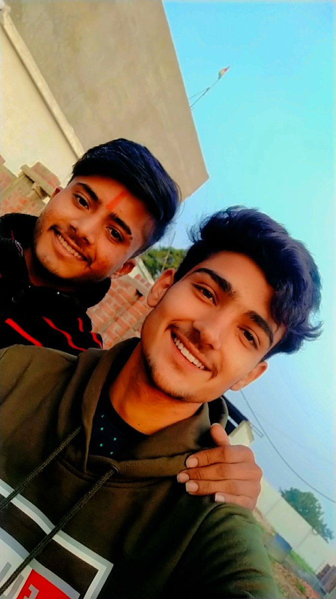 MrlokendraBann1's tweet photo. #happy brithday jaan https://t.co/Ufqo3GPIpE