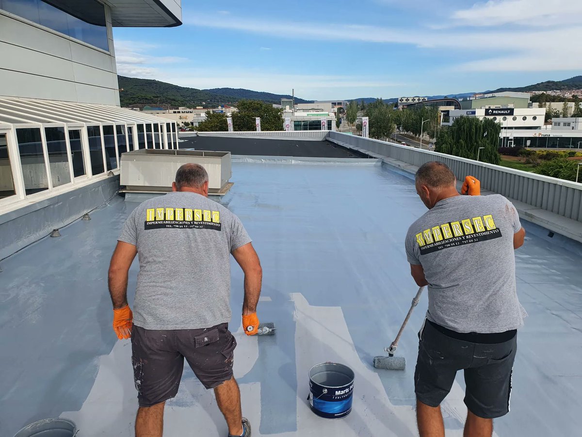 MimperSpain's tweet photo. ¡Ojo con este trabajo!
El Sistema Marithan fantásticamente aplicado sobre tela asfàltica. La obra se encuentra en Mataró, y el aplicador es @impersecmataro ¡Buen trabajo! 👍 https://t.co/lcLagScQ2e