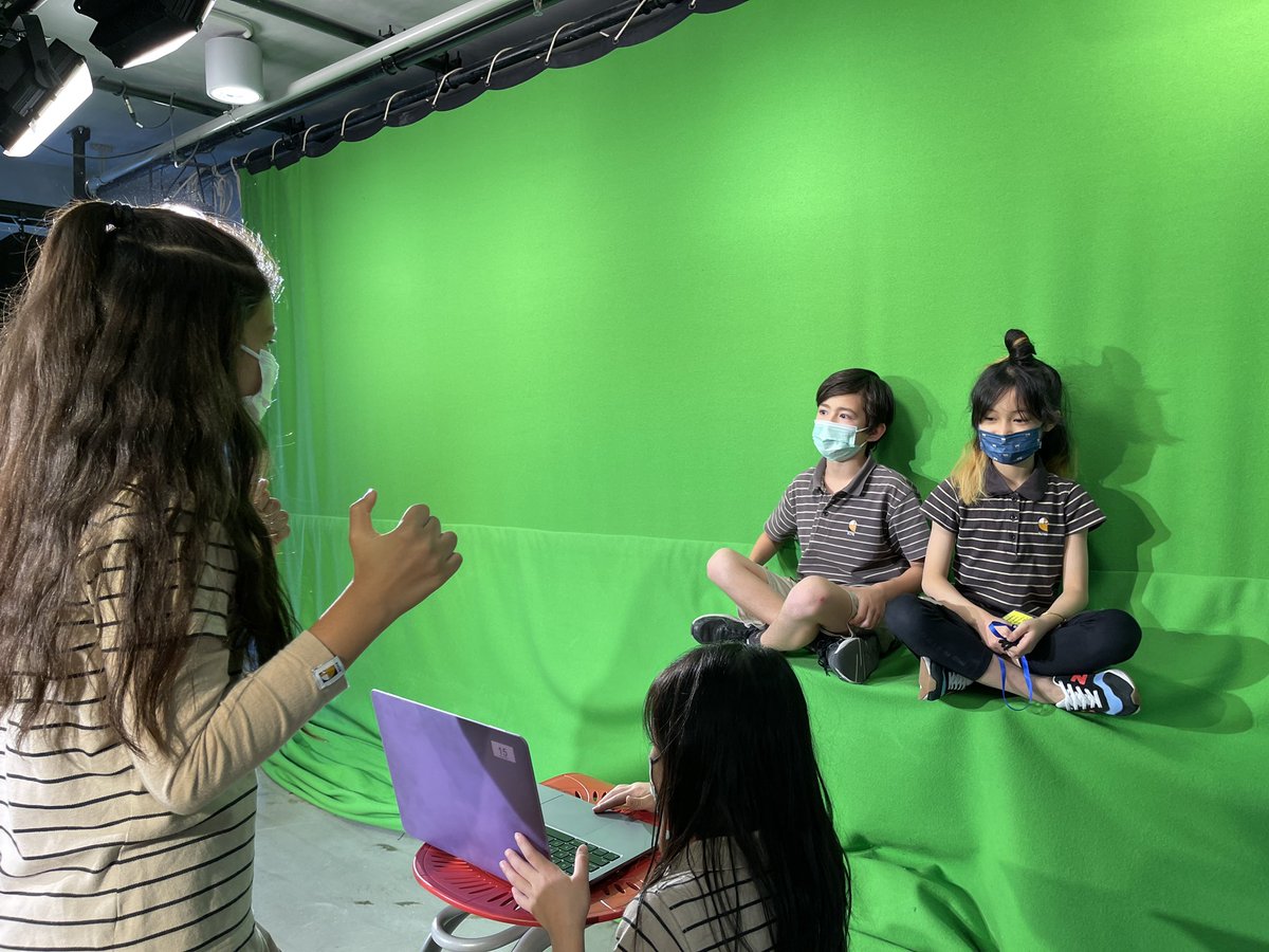 RCHKrdc's tweet photo. One of the things I love most is when I get out of the way of kids figuring things out and learning. Everyone is engaged and inspired when allowed to progress at their own pace. Y5 Ss figuring out how to use a camera and develop their own style. #rchkpyp #rchkrdc https://t.co/Jup3fSppKA