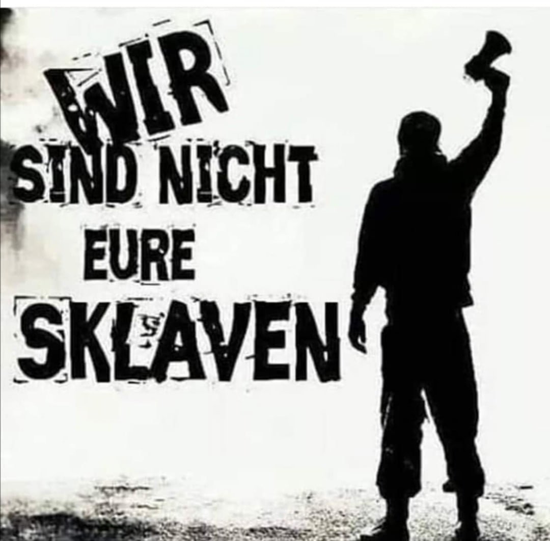 EKreibe's tweet photo. #Reichsbürger ist jeder mit deutschen Vorfahren,
#Kaiserenkel ist jeder der das verstanden hat.
#derBarde ruft in Kaisers Namen.
#BRDigt Wir sind nicht Eure Sklaven. https://t.co/DqcL6xPgkV