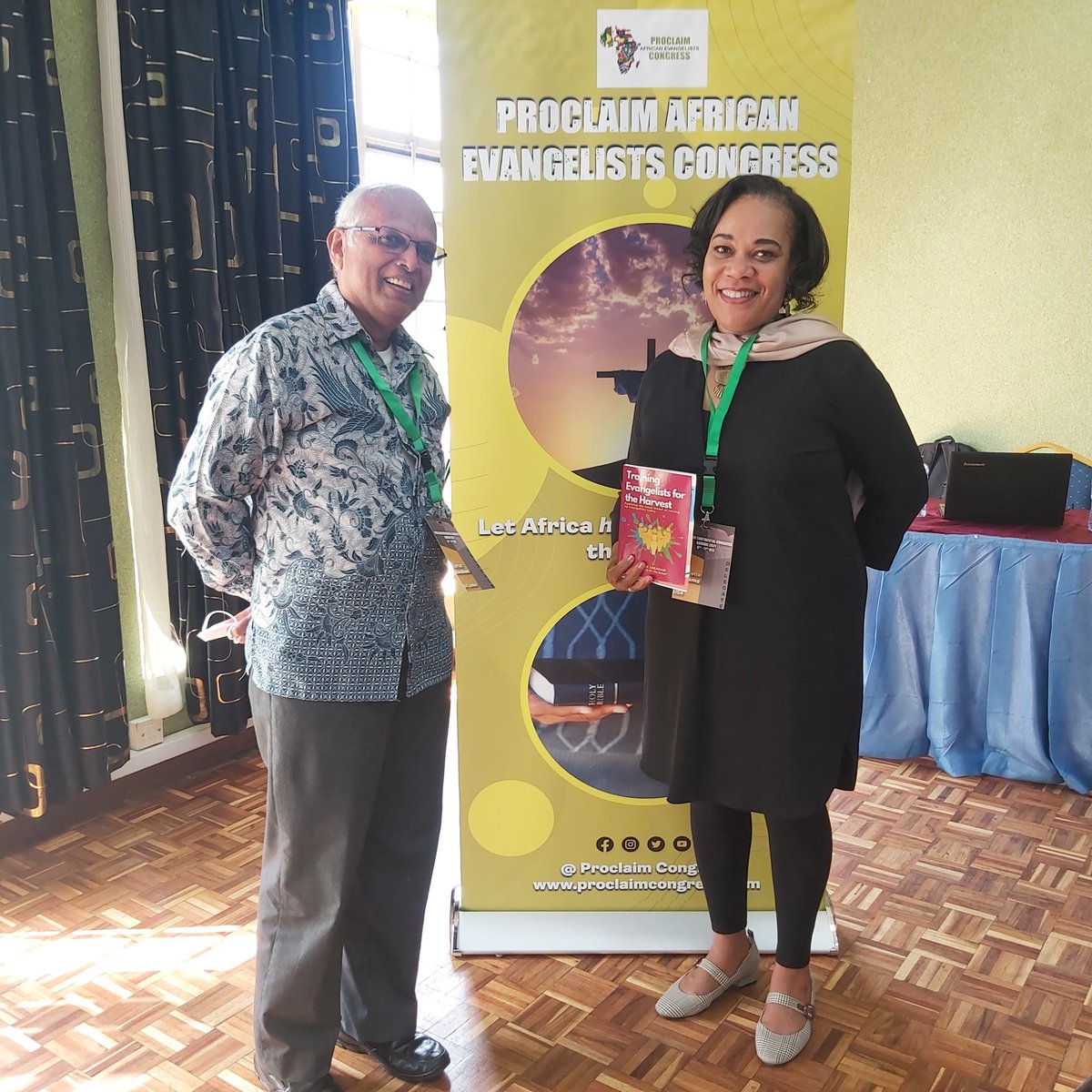ProclaimAfrica's tweet photo. Delegates from Sri Lanka 🇱🇰 and the US also had representation in Nairobi by Dr Abraham Kumar and Dr Antonnaite Williams
#proclaimcongress #ProclaimCongress #ProclaimCongressNairobi #africawillbesaved https://t.co/4THMkPC130
