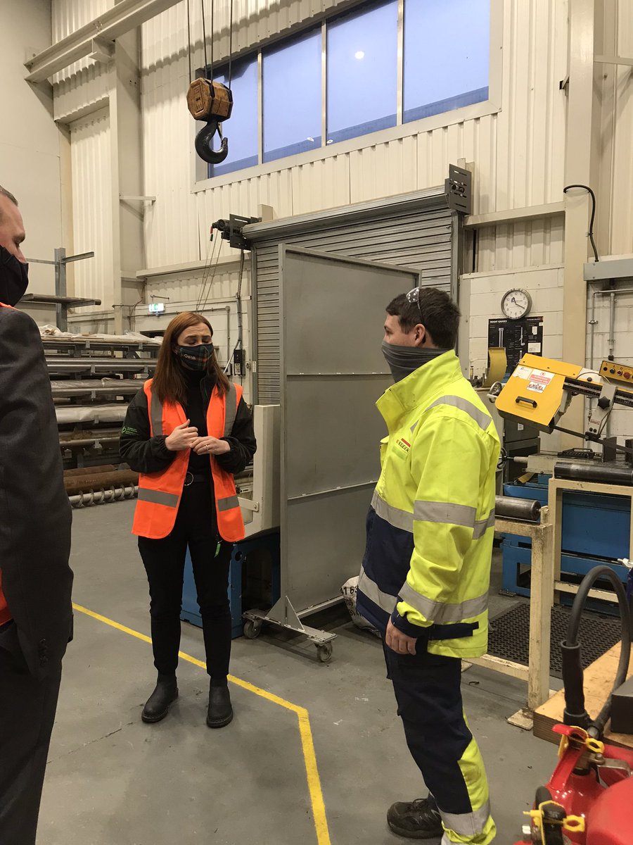 John_Forestry's tweet photo. EGGER Barony were pleased to host a visit from Mairi McAllan, Minister for the the Environment and Land Reform. We discussed the need for a well balanced increase in productive forestry,supporting our future wood supply. The factory tour included our apprentice facilities. https://t.co/p2sflSiNsr