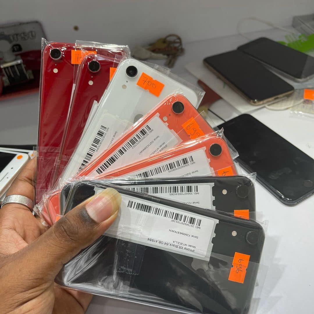 GTM_BUSINESS's tweet photo. 📱 XR 64 GIGA

🏷️205 000 FCFA

💡 FACTURE+ GARANTIE

📍 DOUALA//YAOUNDÉ

📞 6 93 14 48 65 // 6 55 27 24 76

RT + FAV TRÈS APPRÉCIÉ NOTRE CLIENT EST PEUT ÊTRE DANS TA TL 🙏

PLUS IMPORTANT ABONNE TOI POUR NE PAS LOUPER LE JEUX CONCOURS À VENIR https://t.co/CvEx72d21y