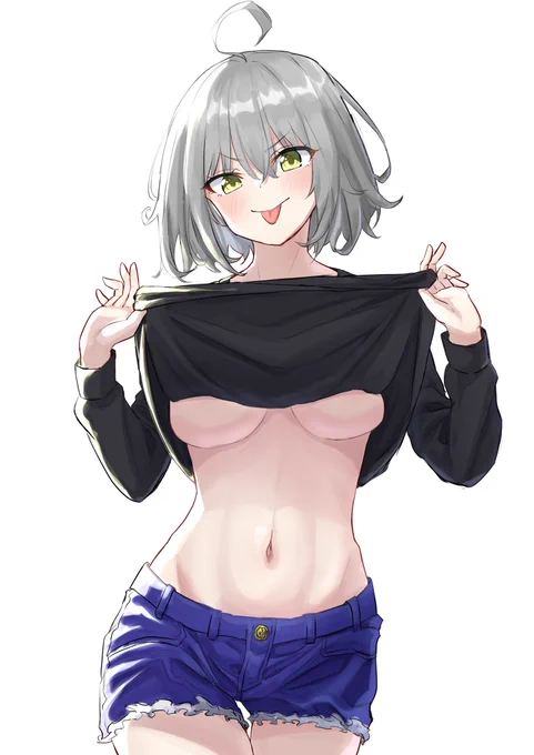 邪ンヌ「んべーっ!見えませんよーだ!」
 #FGO 