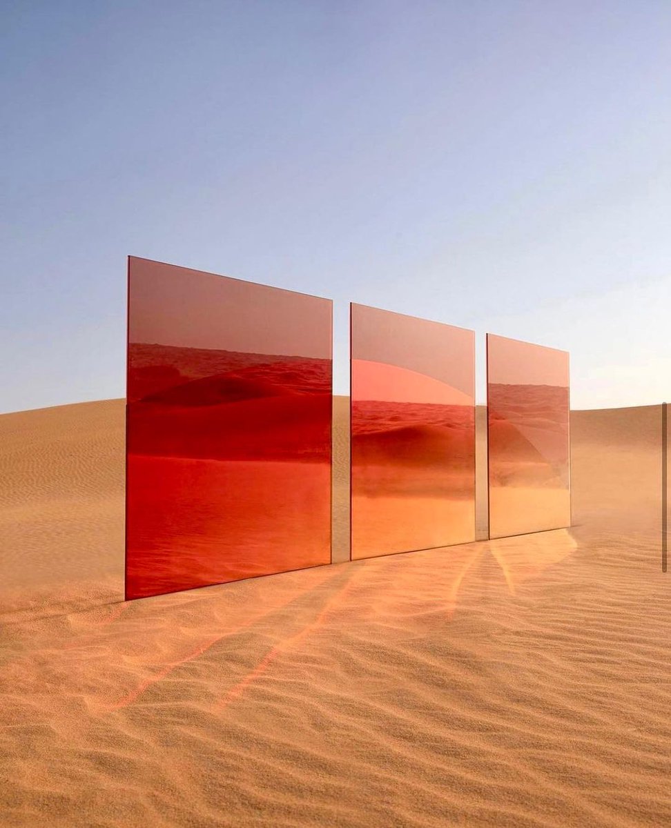Artwork by #SabineMarcelis 
#artinstallation #installazione #installation #mirror #specchio #desert #deserto #contemporaryart #artecontemporanea
