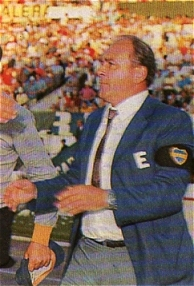 PlanetaBoca's tweet photo. 🏆 Entrenadores que ganaron la Copa Argentina con Boca: 

- Alfredo Di Stéfano (1969).
- Julio Cesar Falcioni (2011/12).
- Rodolfo Arruabarrena (2014/15).

🤔 ¿Podrá Battaglia, el máximo ganador como jugador, sumarse a la lista? https://t.co/i8PQ6MZFAh