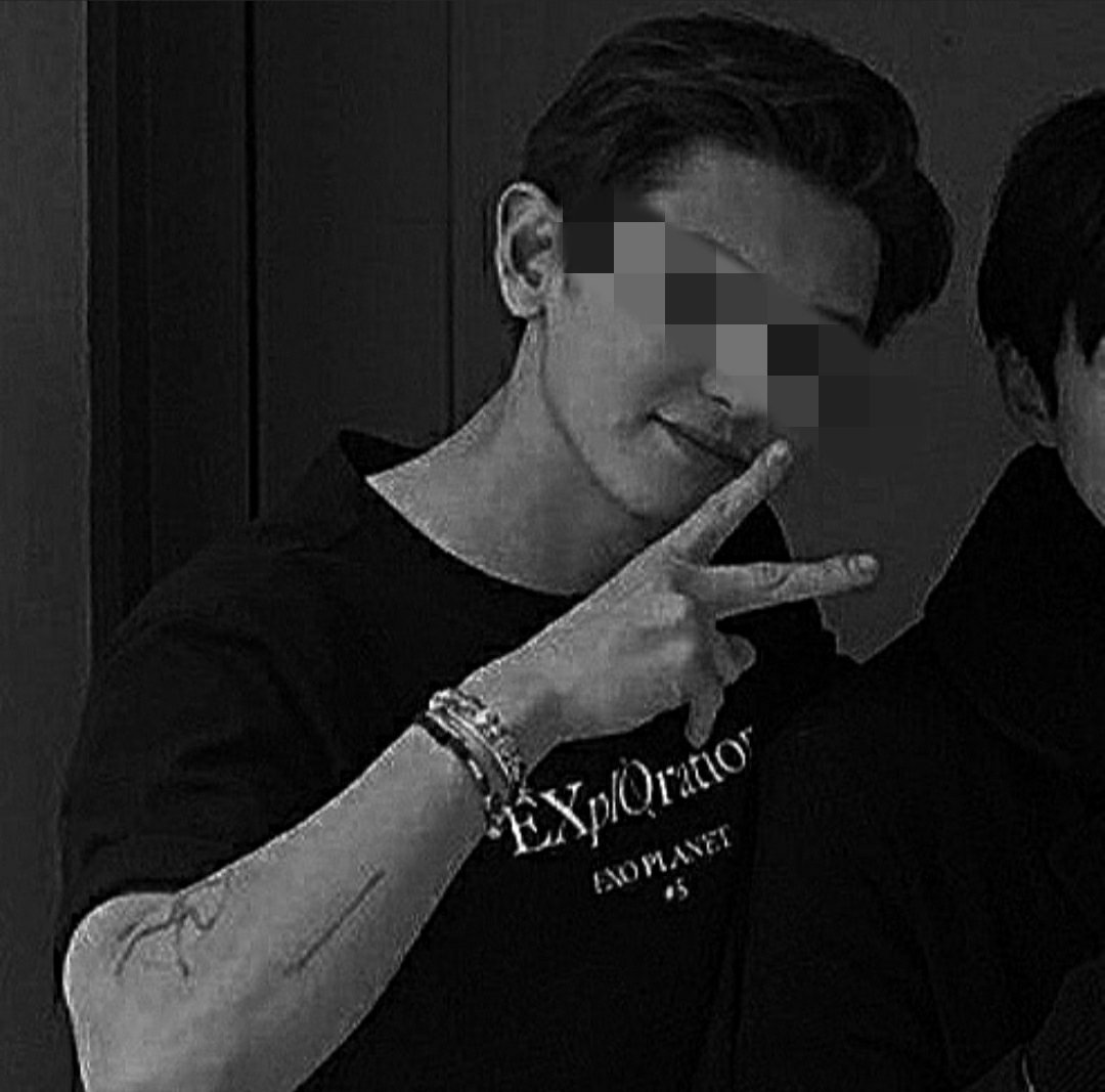 yeolisme_'s tweet photo. Low quality pict

#exolselcaday #ESD #CHANYEOL #EXO @weareoneEXO https://t.co/CP0wc6oIZV