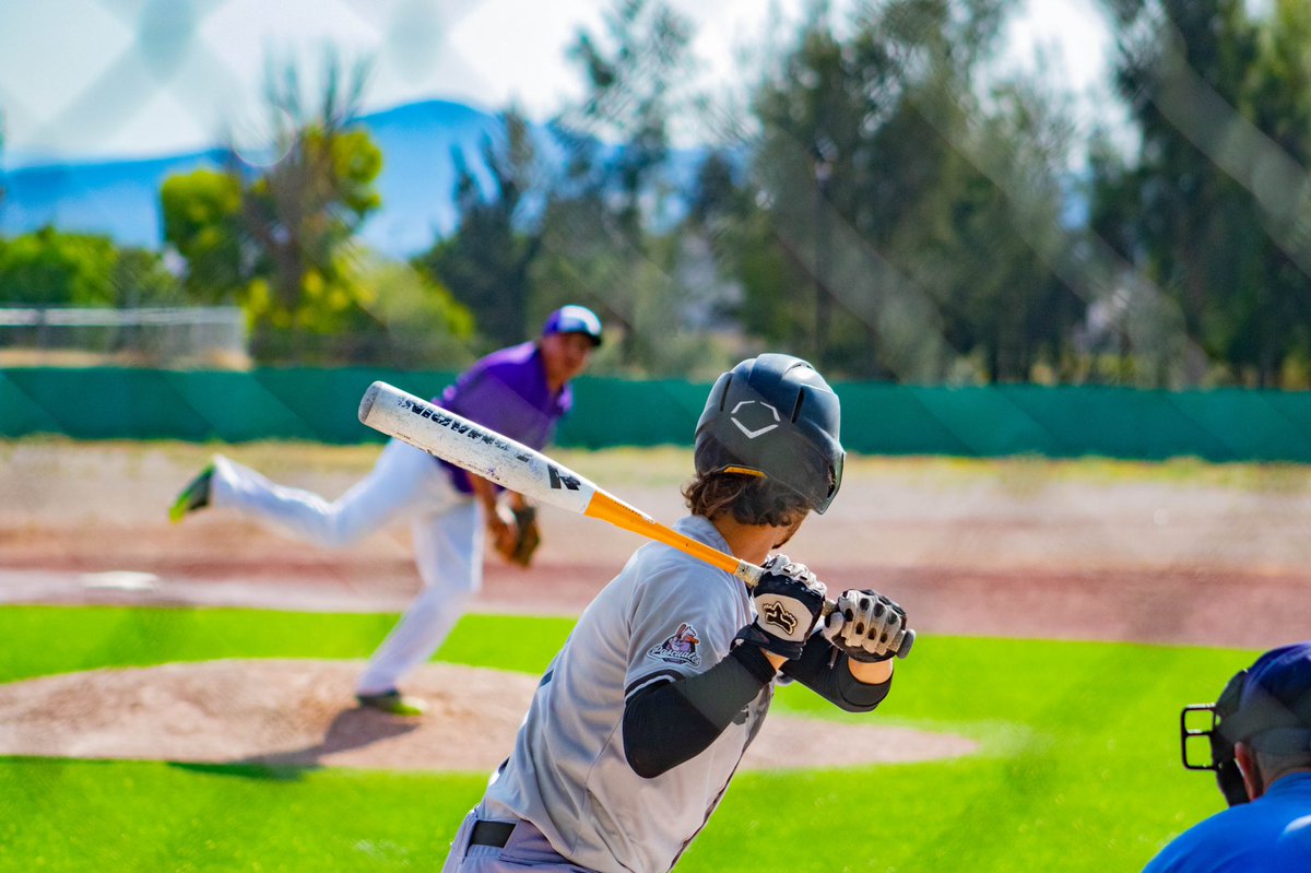 rendermed's tweet photo. Nos lanzamos a cubrir la final de Pascuales Pachuca y resultaron éstas postales, qué partidazo!!!

📸: @CarlosMiguelBau 

#fotodeportiva #baseball #homerun #baseball #mlb #sports #baseballlife https://t.co/APNgMS1TTw