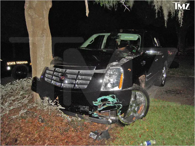DailyPrimus's tweet photo. Além disso, mais para frente, o carro do garoto que ele tinha declarado como roubado, estava batido em uma das árvores. A perícia decretou que Joaquin havia sido morto dentro do carro de Haarmann e que ele estava provavelmente tentando se livrar das provas+ https://t.co/of9VqTaBHP