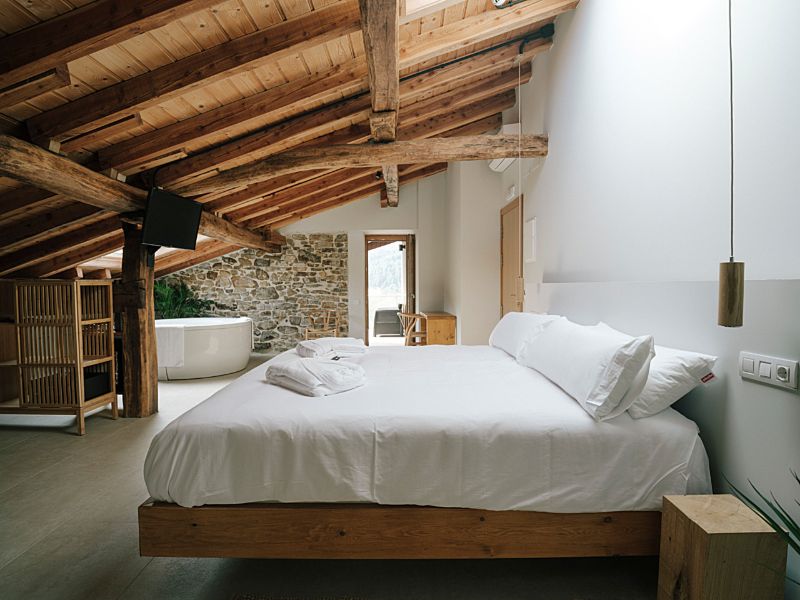 HOTELS WITH A PLUS tweet media
