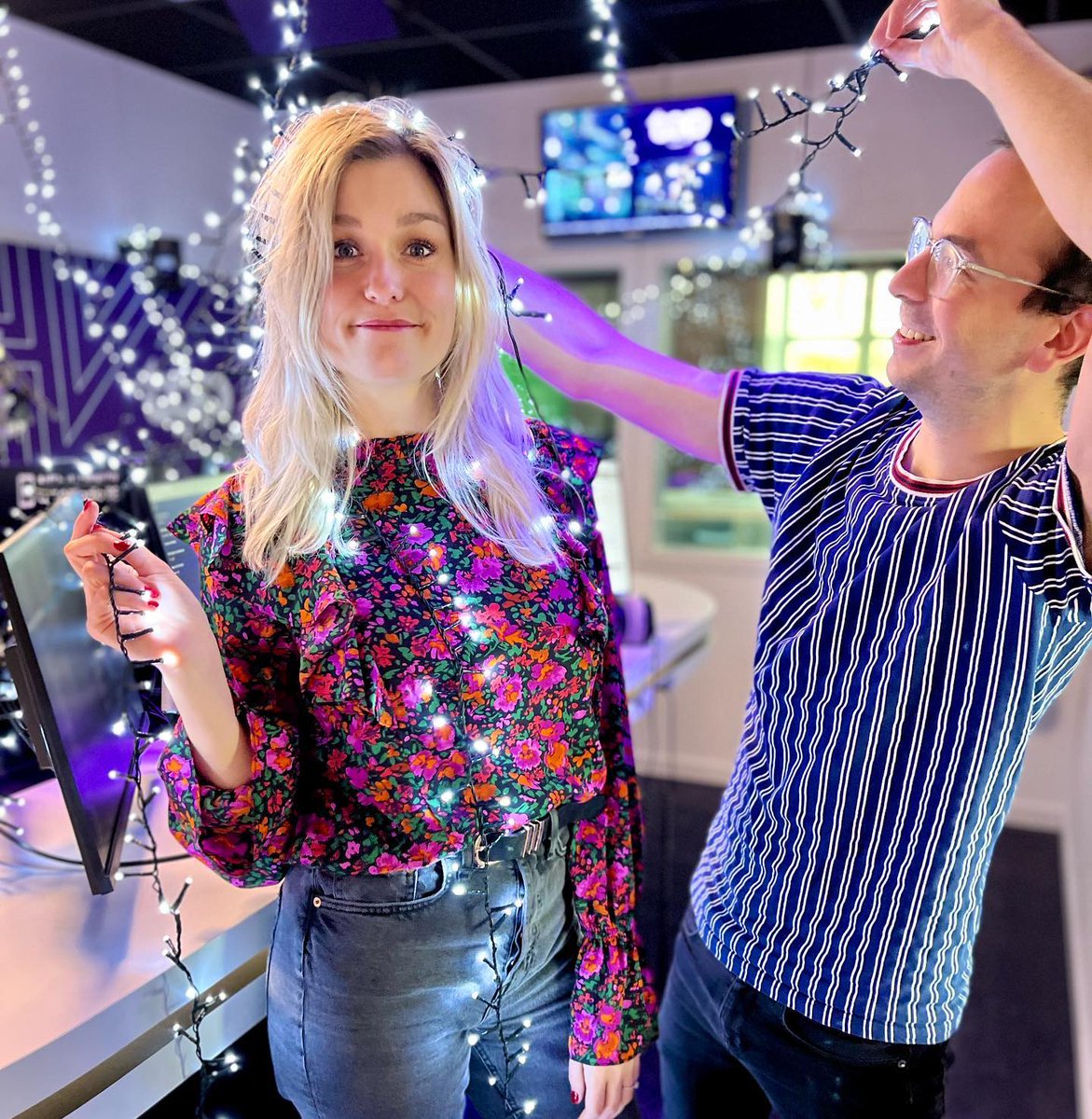 That time of the year! Versieren maar! 😆🎄