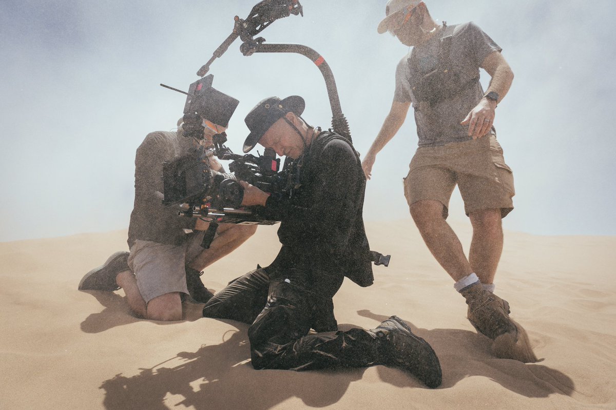 AngenieuxLenses's tweet photo. [new article on Angénieux blog] 

👉 Brendan McGinty shot a NEW documentary starring Will Smith. It’s called « Welcome To Earth » and shows him as he discovers the most beautiful places of the world 🌎⚡️☀️

Link here : https://t.co/6DnHKVFOr1 https://t.co/sprcYOXGY3