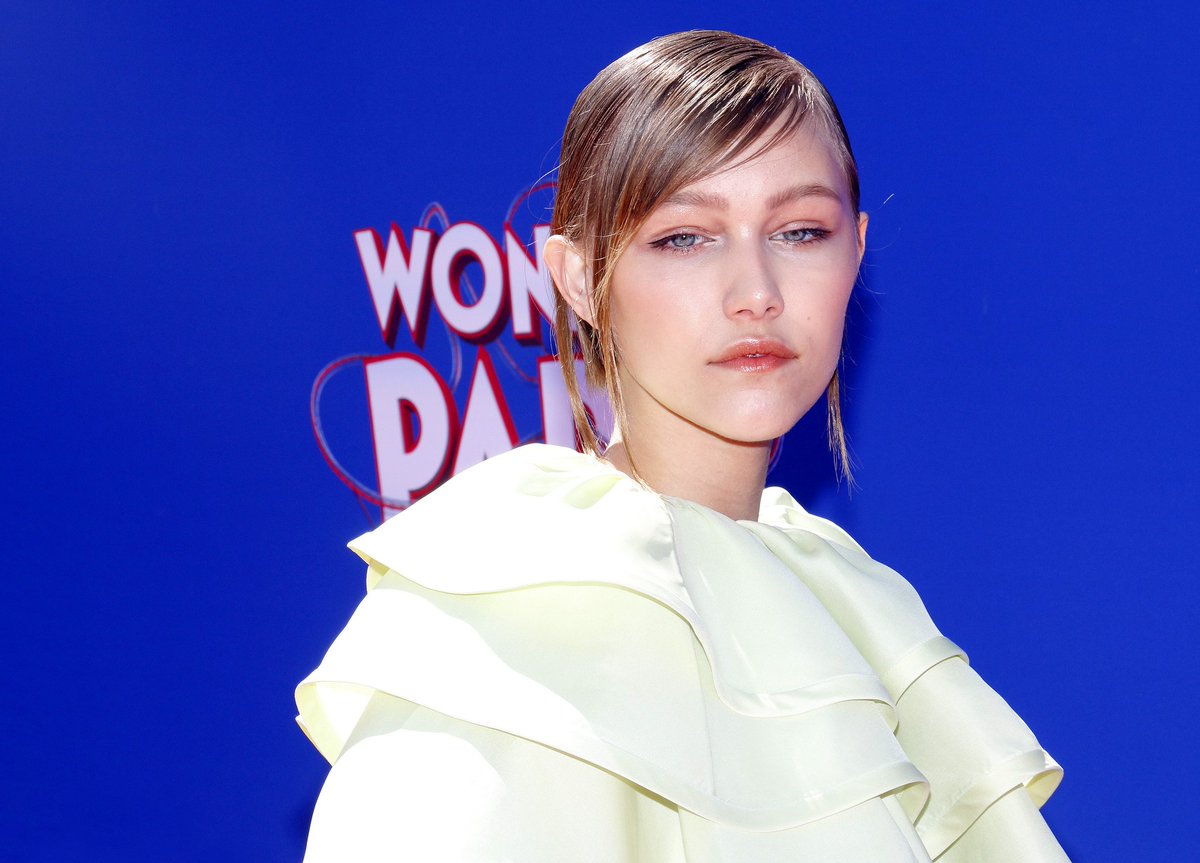 ShayanDedSec's tweet photo. This is my #thousandth tweet. I am very happy to be in this community and I hope this community grows bigger and bigger.
Love you all #Fanderwaals ❤️
.
.
.
.
#Gracevanderwaal #DAWYDK #Repeat #stargirl #Ready4v2 #ChooseKindness #Fanderwaal #Fanderlover https://t.co/HS58wr6LYj