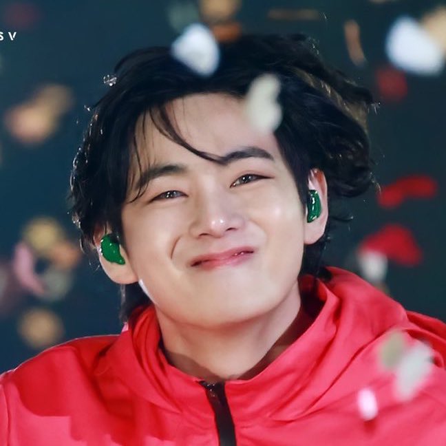 tetispam's tweet photo. look at his smile https://t.co/PHIxE08cCY